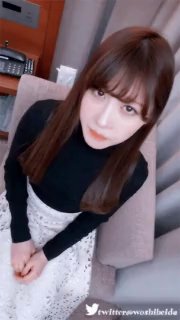 ETQR-495 酔っ払った美人女子社員とまさかのホテルで相部屋に…エレナ