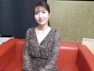 小伙子厉害搞了一个顶级俄罗斯小姐姐 丰满身材肉肉大长腿用力吞吐舔吸鸡巴销魂感受太爽了啪啪抽操